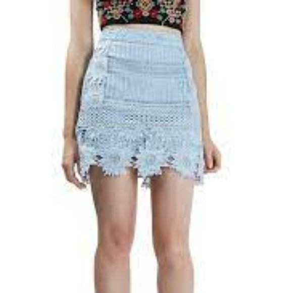 Topshop Crochet Floral A-line skirt, light blue, Size US 4 - Picture 1 of 8